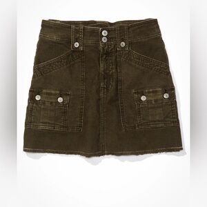 American Eagle Corduroy Cargo Mini Skirt in Army Green Size 8 NWT